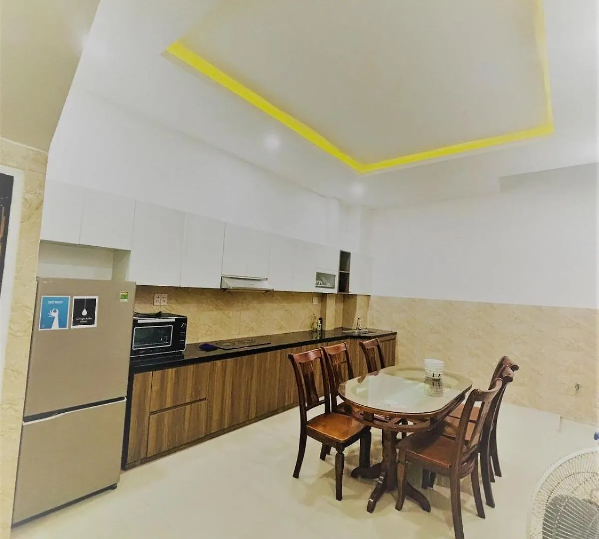 Ha Linh Home-My Khe Beach-Kitchen-High Speed Wifi Da Nang Holiday home